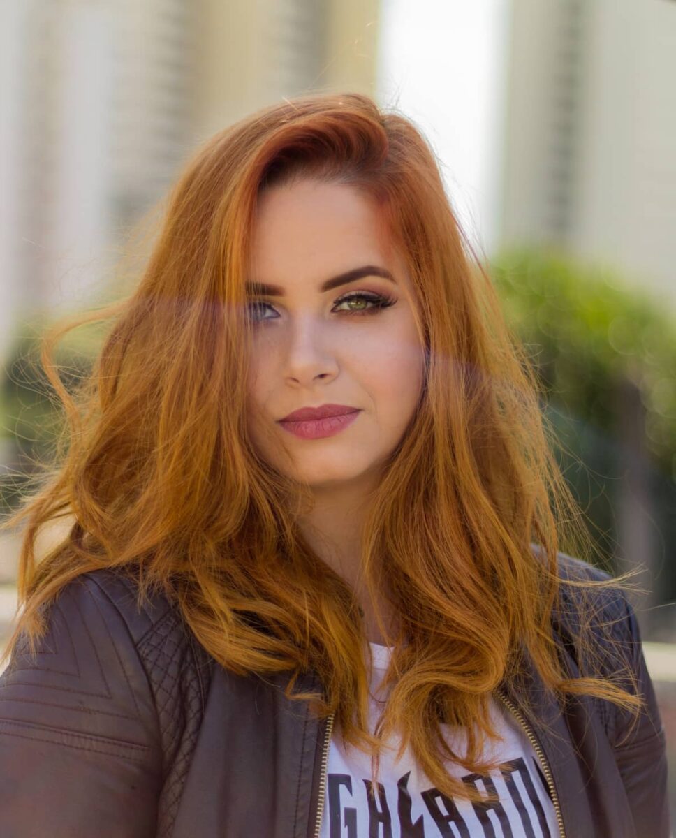 copper red hair color warm skin tone, brown eyebrows green eyes