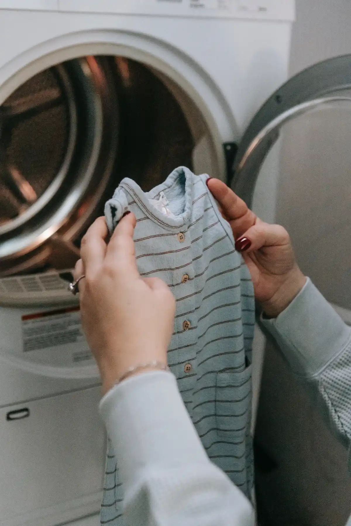 how to brighten faded clothes after washing