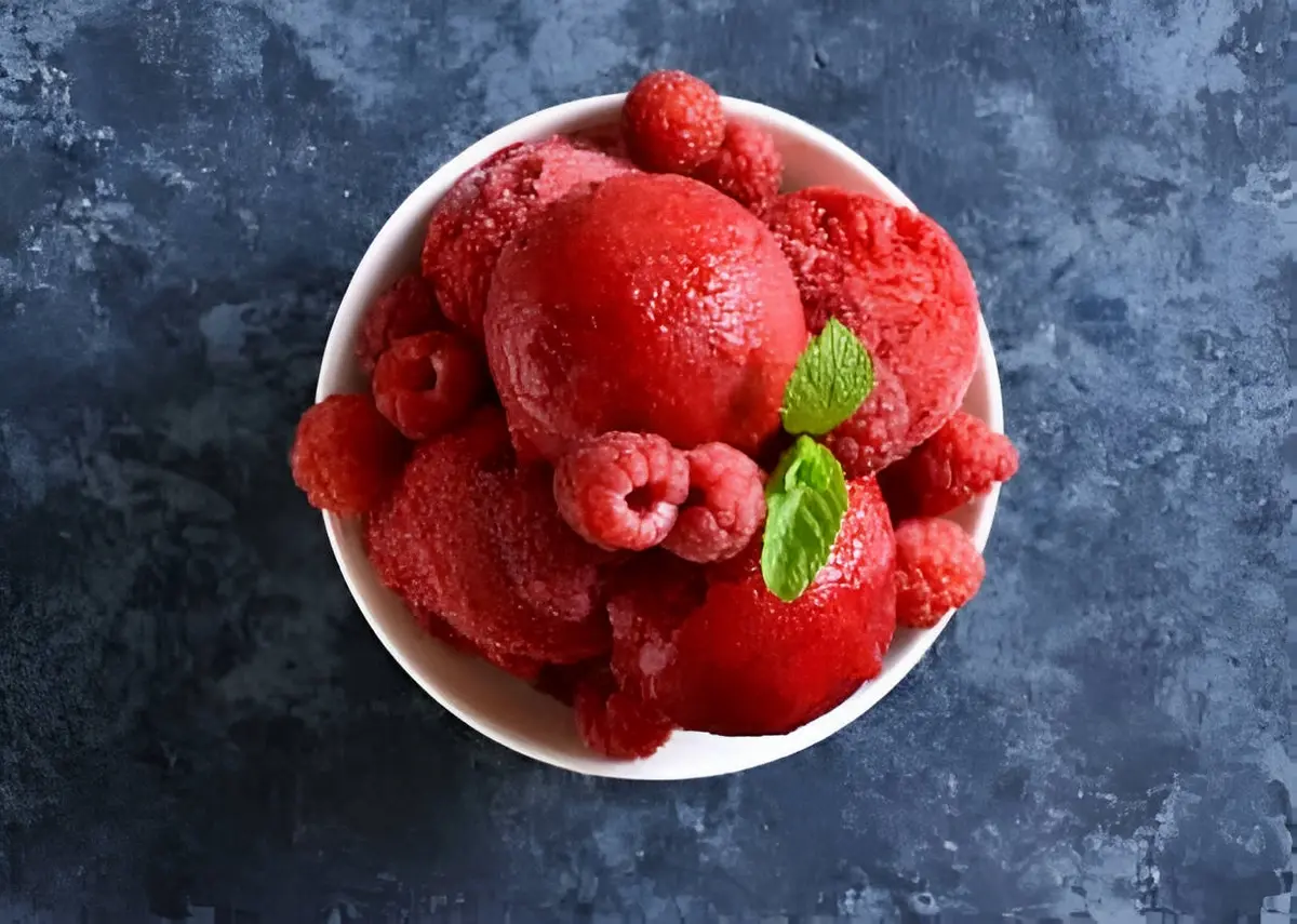 raspberry sorbet have fewer calories