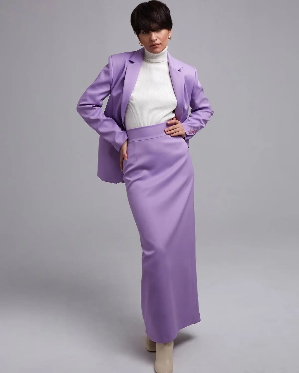 lavender purple outfit with skirt blazer and tutleneck