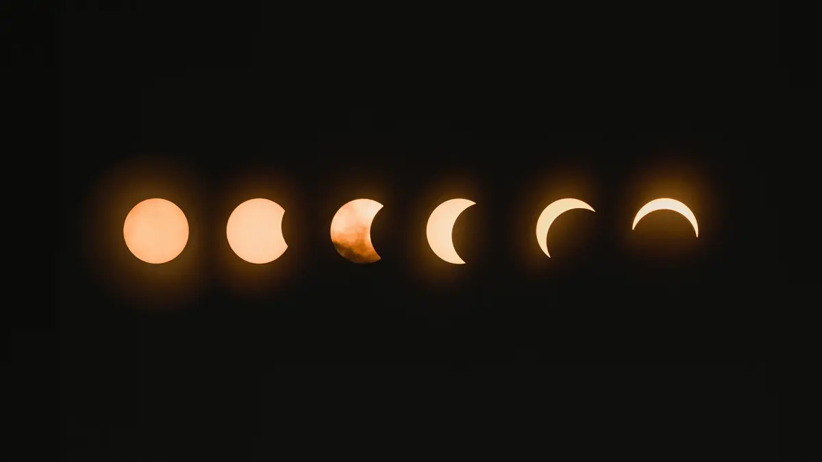 different moon phases from the lunar calendar explained